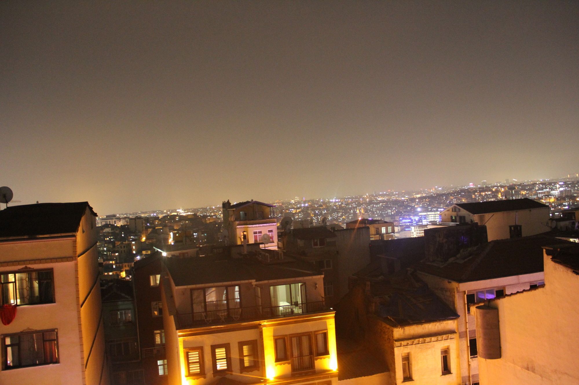 Taksim House Suites Истанбул Екстериор снимка